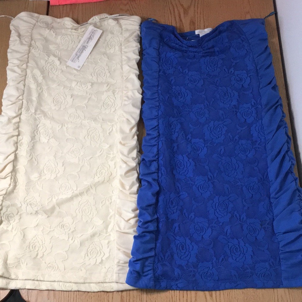 B30 Bundle Of 2 Lacey Ruched Dresses Stretchy Blue Ivory/Cream Size Medium
